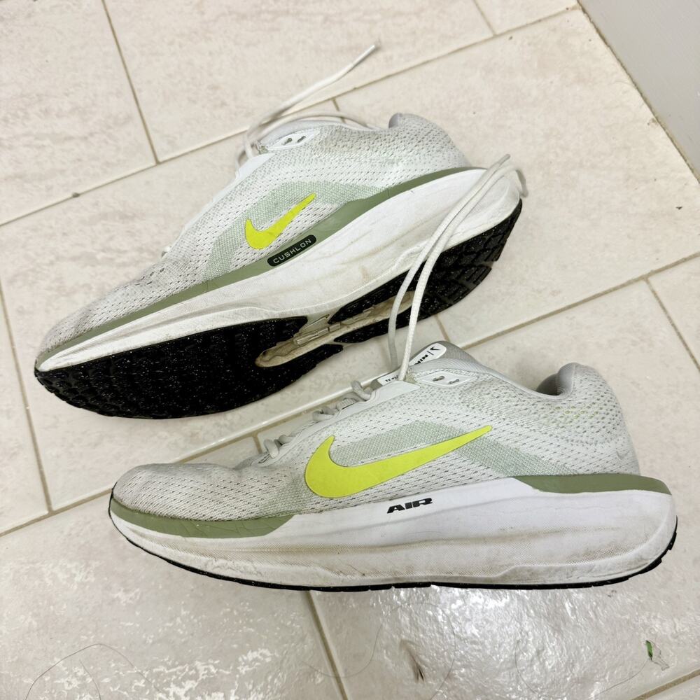Nike Women 7.5 Air Winflo 11 Summit Jade Cyber White Athletic Shoe Mesh Cushion